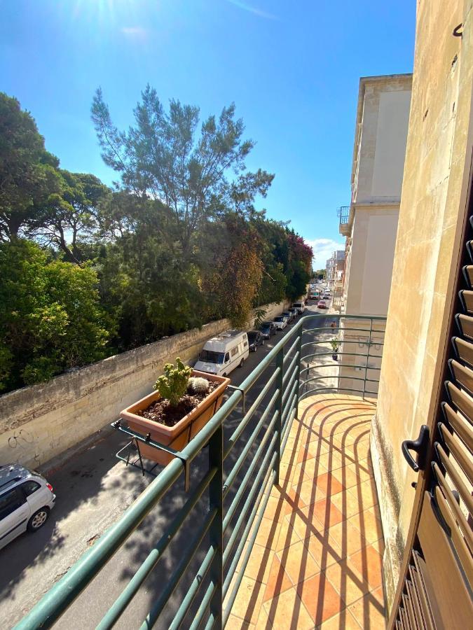 Casa Chiara, Roof Terrace, 100M To The Historical Center Apartment Lecce Exterior foto